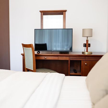 Hotel Zvezda Murska Sobota Luaran gambar