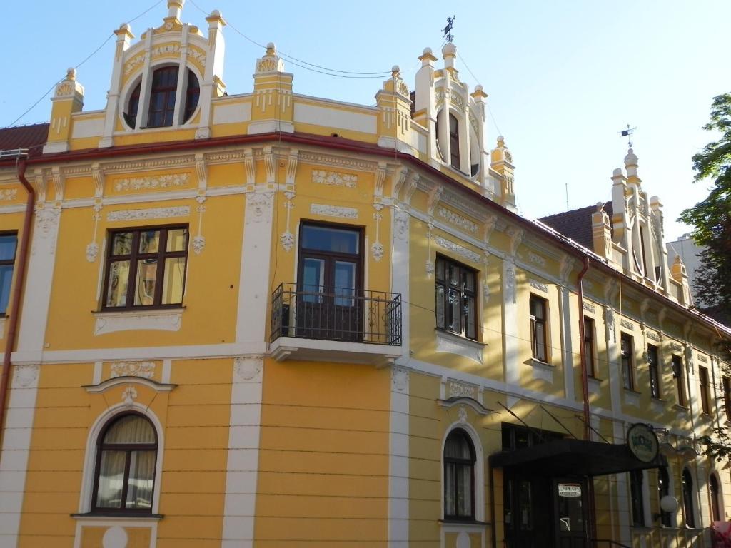 Hotel Zvezda Murska Sobota Luaran gambar